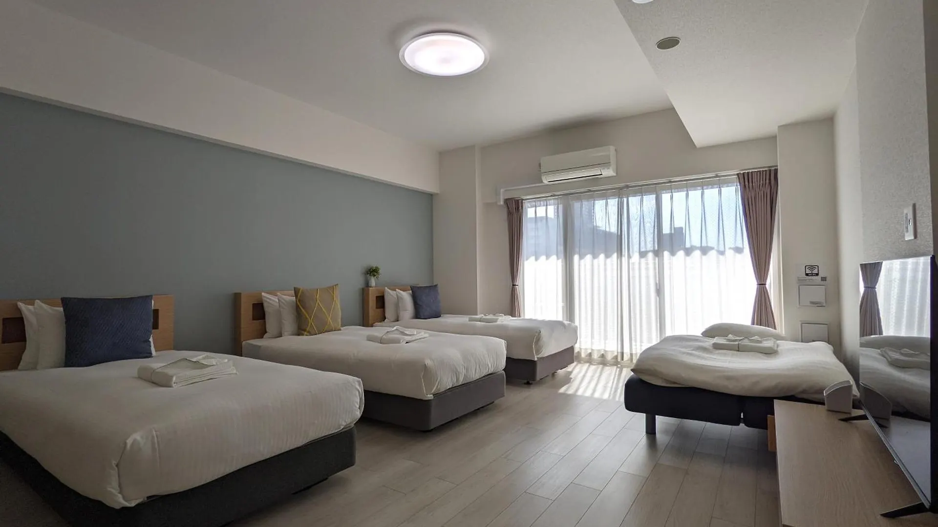 Eslead Hotel Osaka Tsuruhashi 3*,